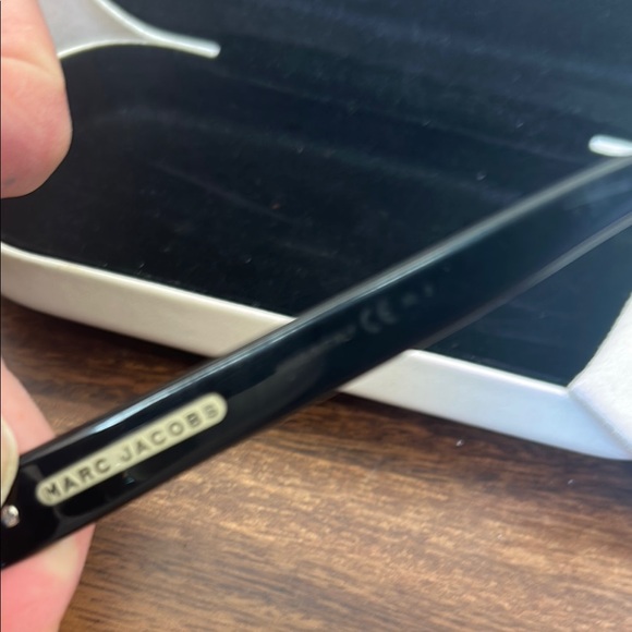 Marc Jacobs Sleek Black Sunglasses - Picture 3 of 5